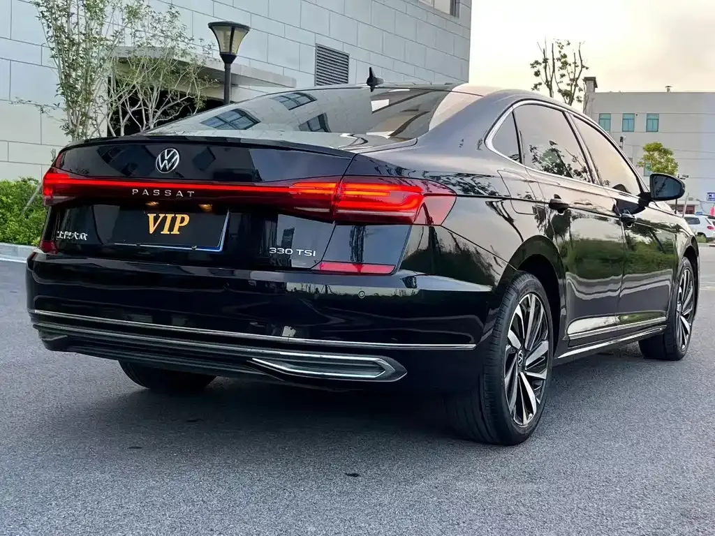 Volkswagen Passat 2022 из CN, фото 5