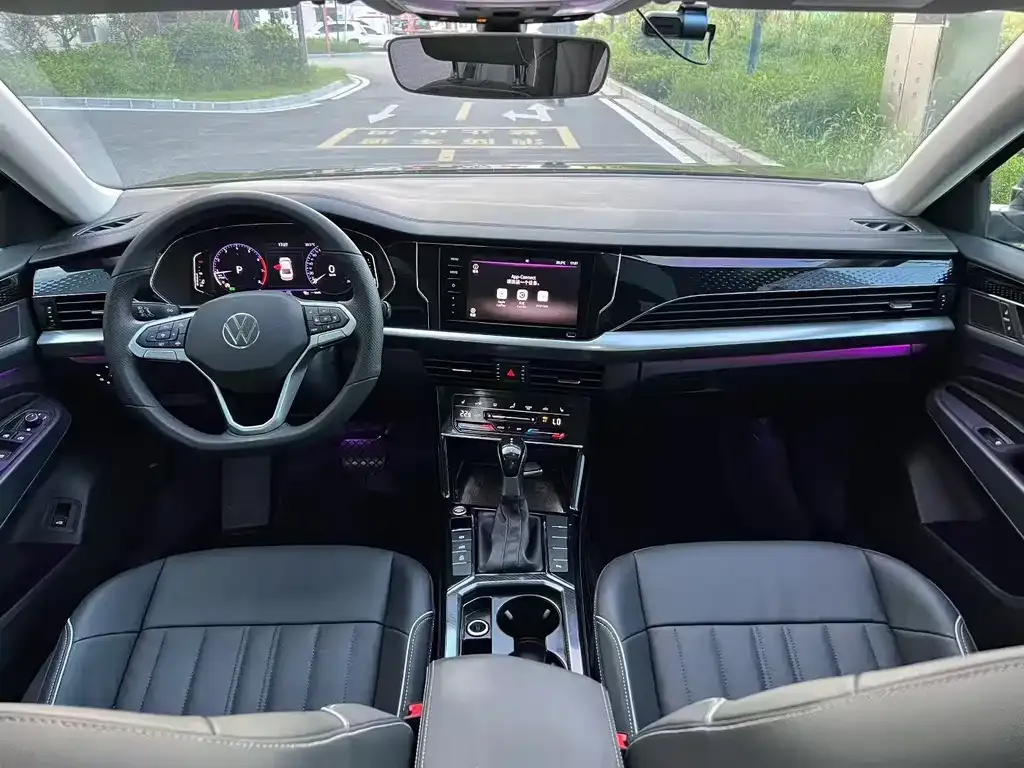 Volkswagen Passat 2022 из CN, фото 9