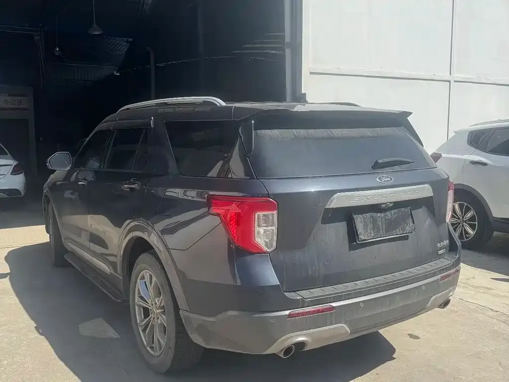 Ford Explorer 2021 из CN, фото 4