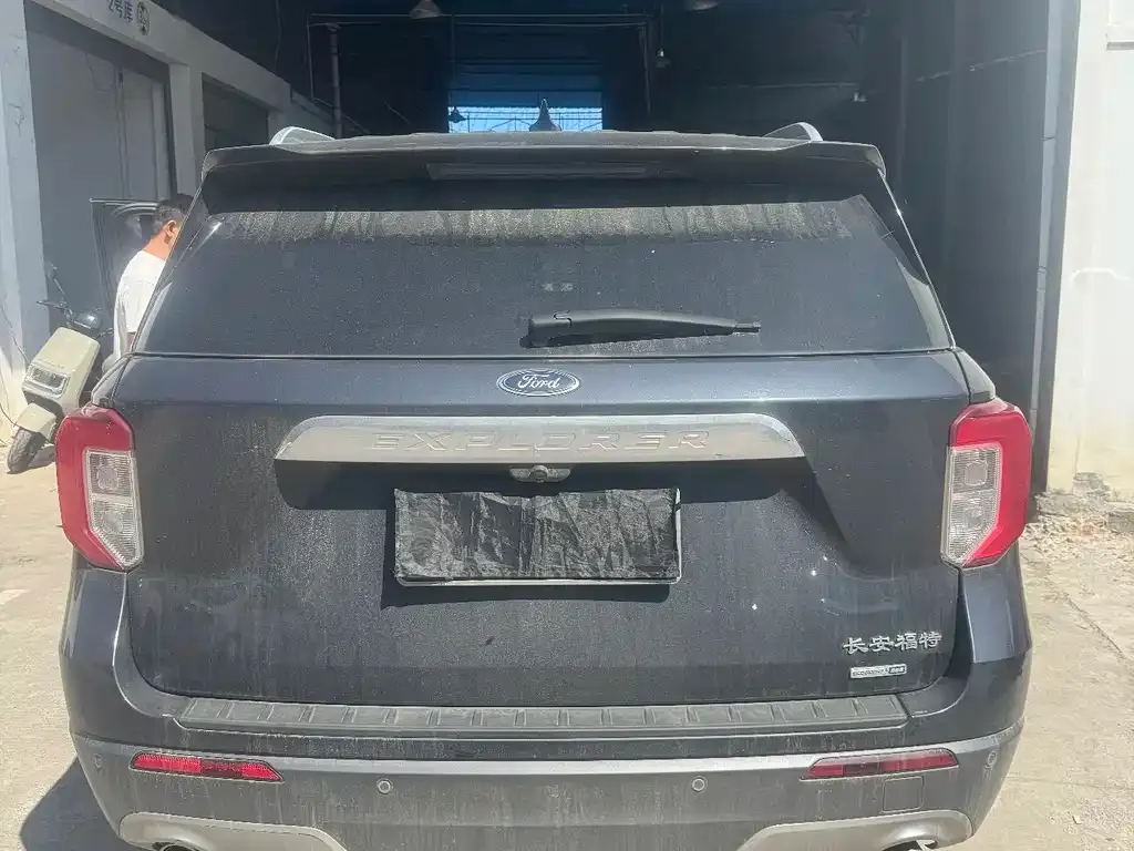 Ford Explorer 2021 из CN, фото 6