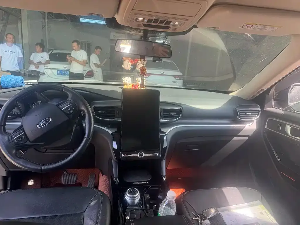 Ford Explorer 2021 из CN, фото 9