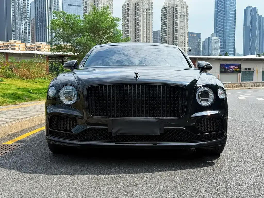 Bentley Flying Spur 2022 из CN, фото 3