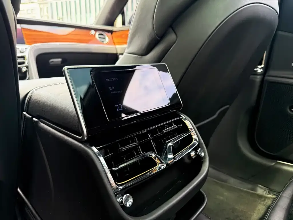 Bentley Flying Spur 2022 из CN, фото 8