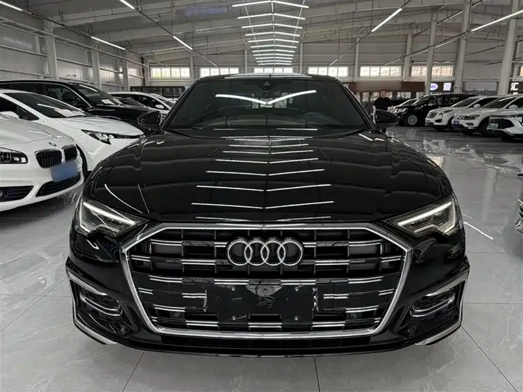 Audi A6L 2023 из CN, фото 5