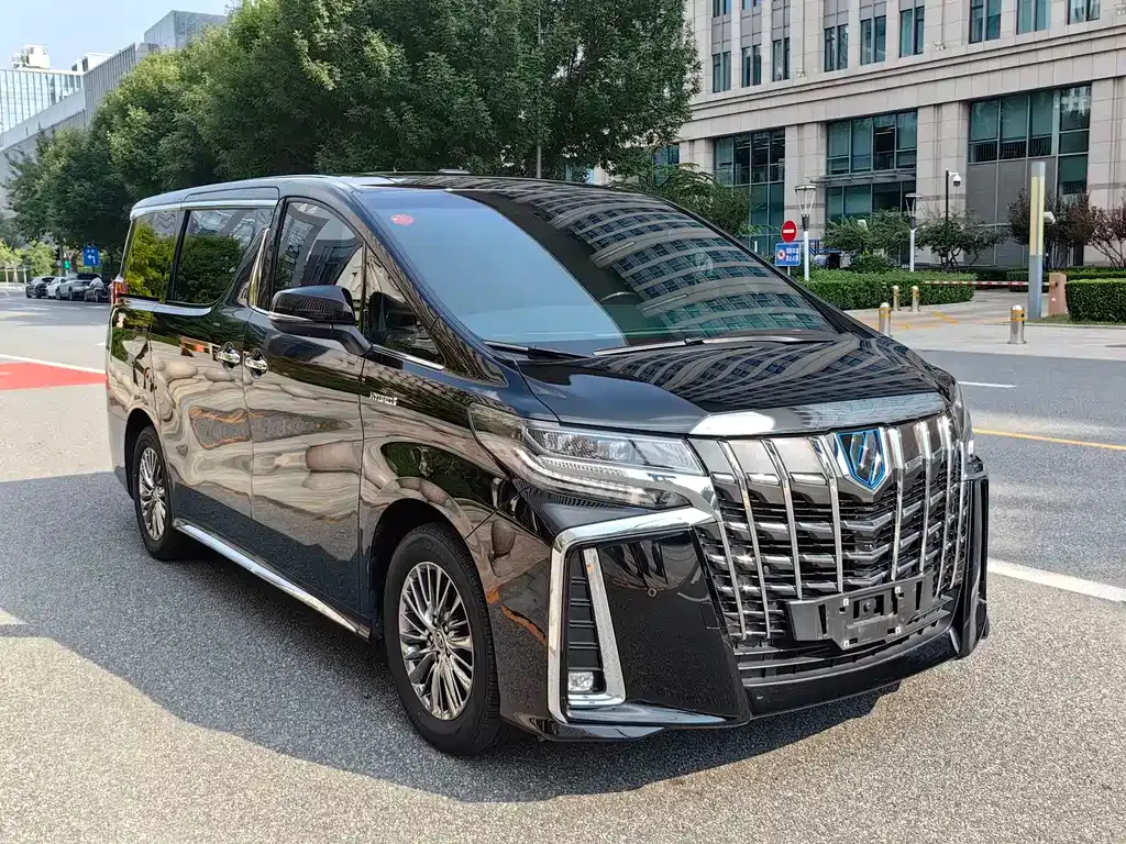 Toyota Alphard 2022 из CN, фото 7