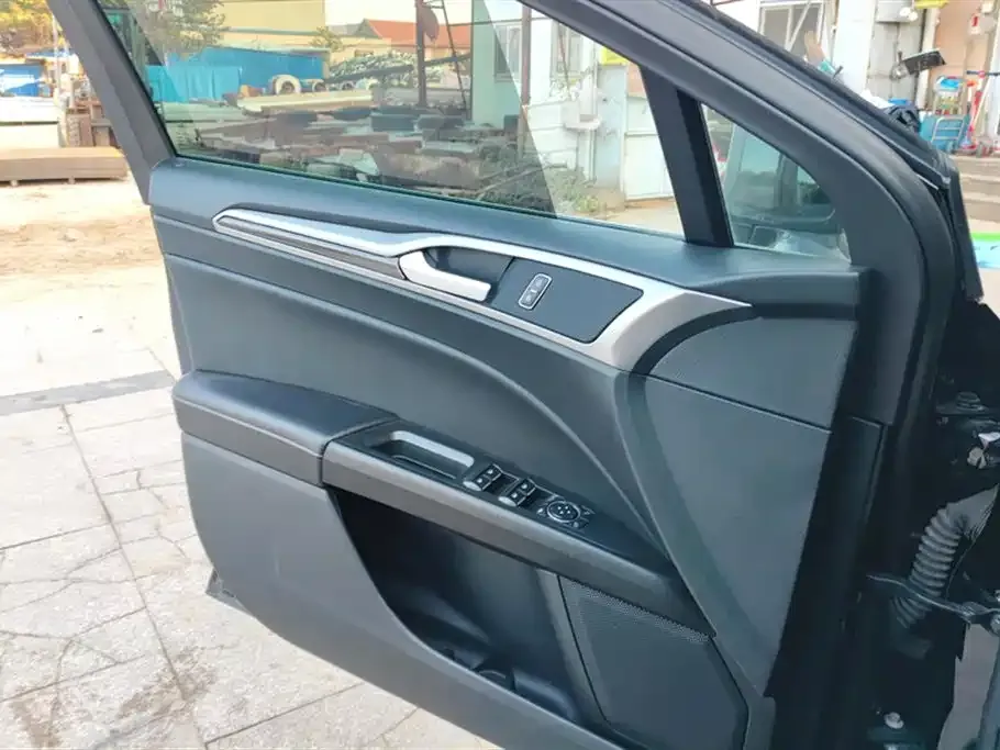 Ford Mondeo 2022 из CN, фото 7