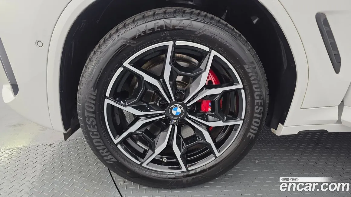 BMW X4 2023 из KR, фото 5