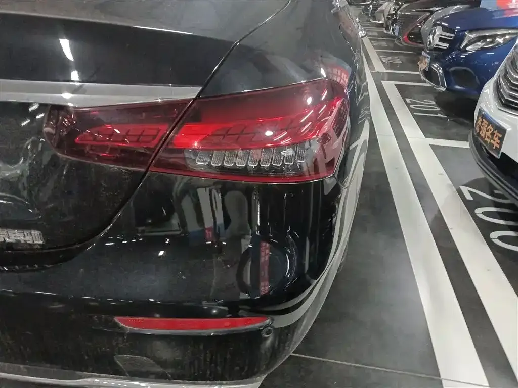 Mercedes-Benz E-Class 2023 из CN, фото 8