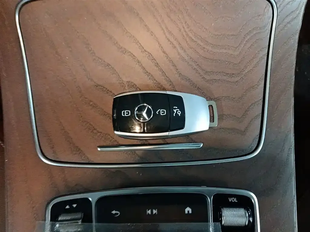 Mercedes-Benz E-Class 2023 из CN, фото 9