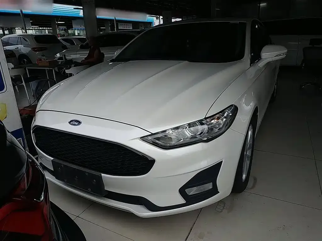 Ford Mondeo 2021 из CN, фото 3