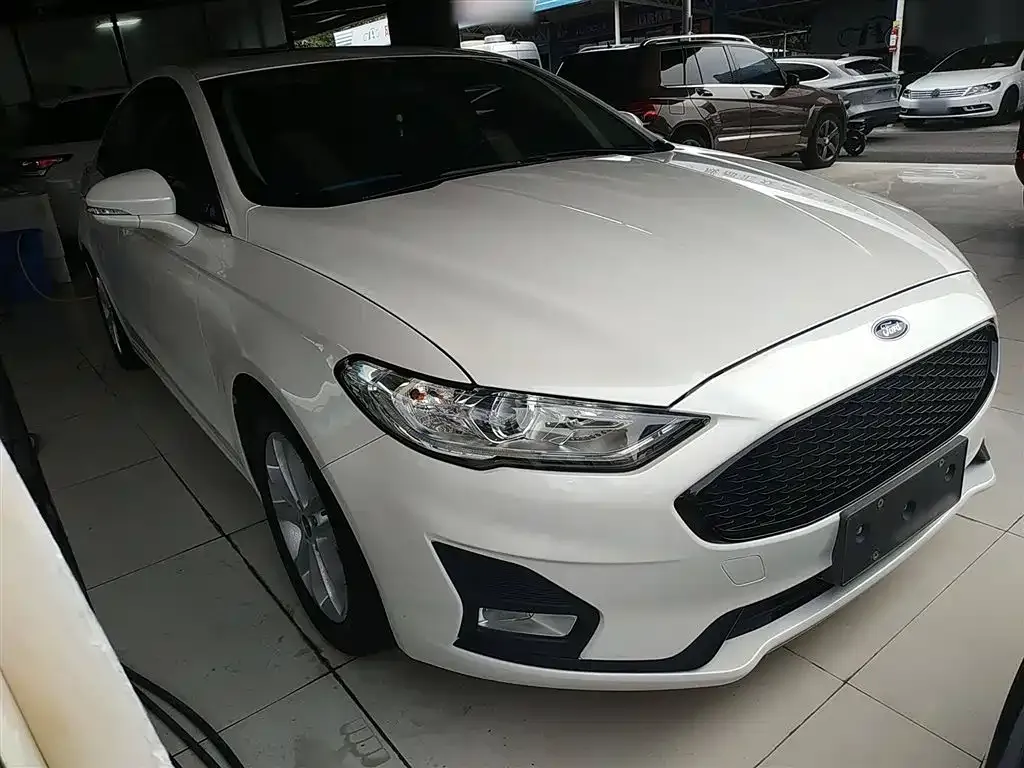 Ford Mondeo 2021 из CN, фото 4
