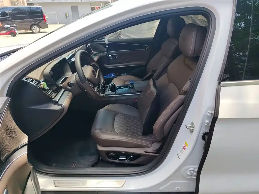 [object Object] Han 2023 из CN, фото 8