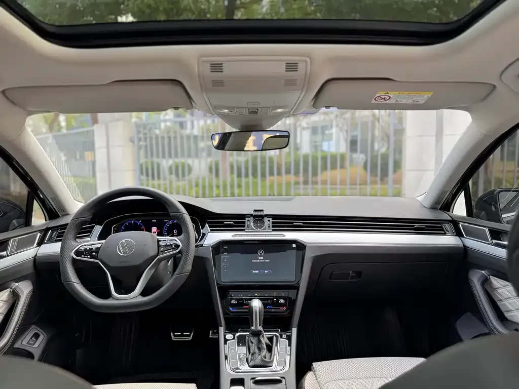 Volkswagen Magotan 2025 из CN, фото 8