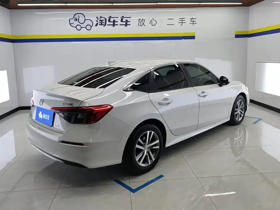 Honda Civic — фото 3