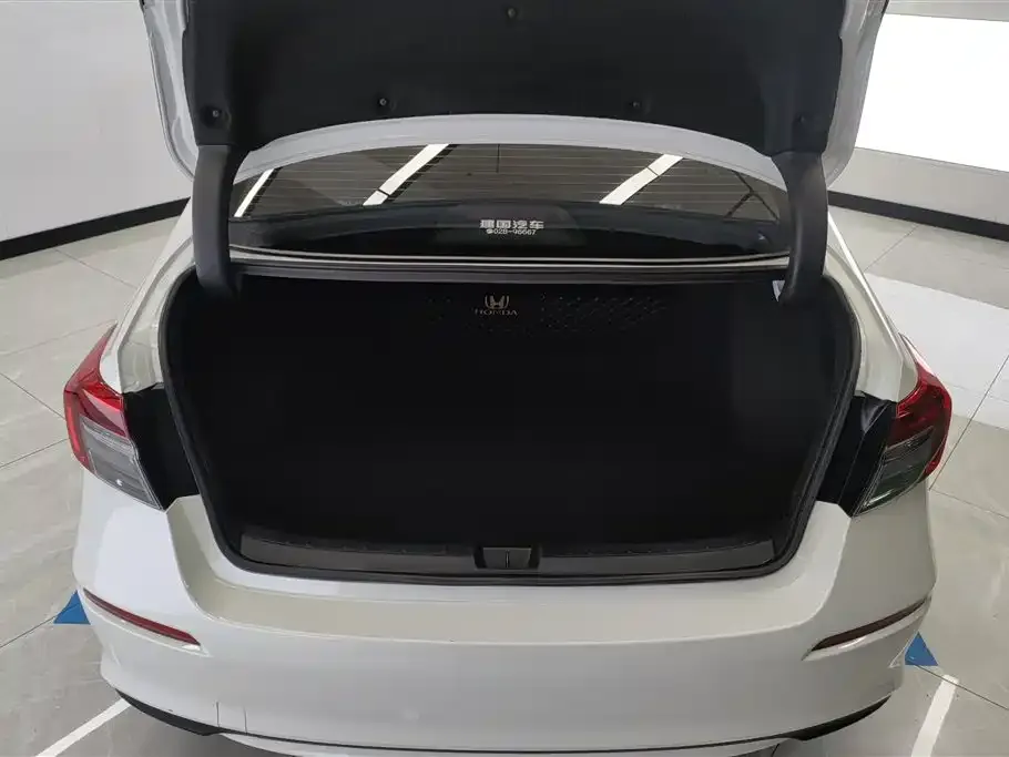 Honda Civic — фото 4
