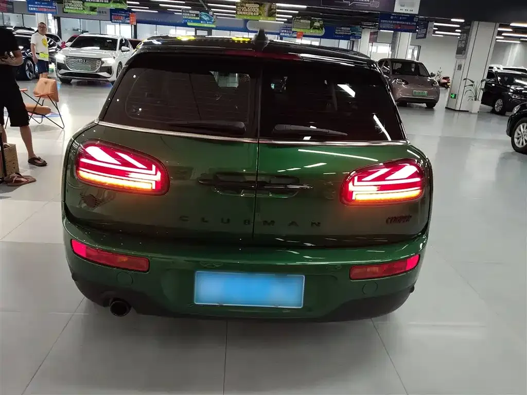 [object Object] Mini Clubman 2023 из CN, фото 6