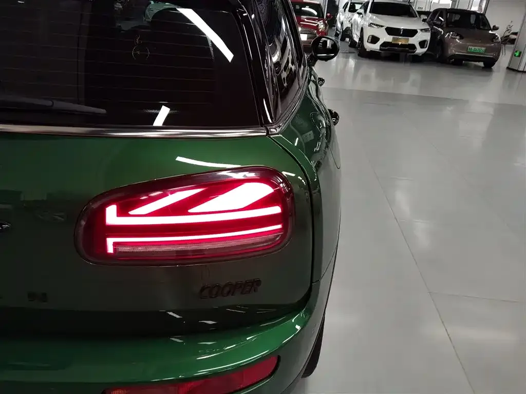 [object Object] Mini Clubman 2023 из CN, фото 8