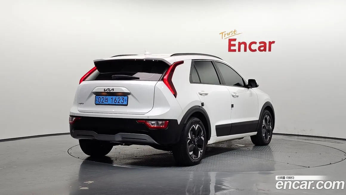 Kia Niro 2023 из KR, фото 2