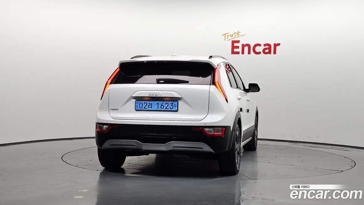 Kia Niro 2023 из KR, фото 4