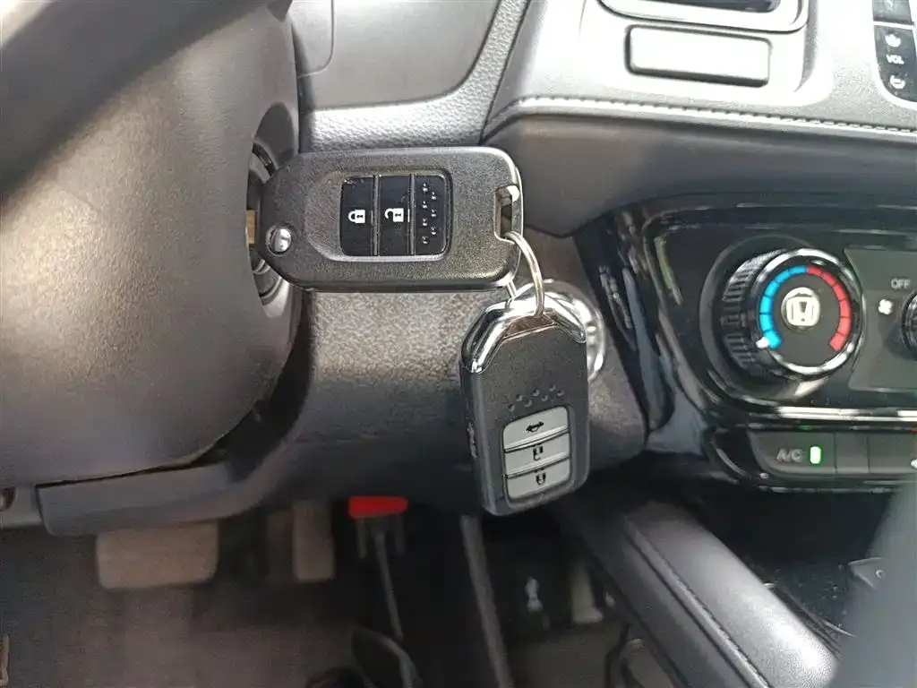 Honda Vezel 2022 из CN, фото 9