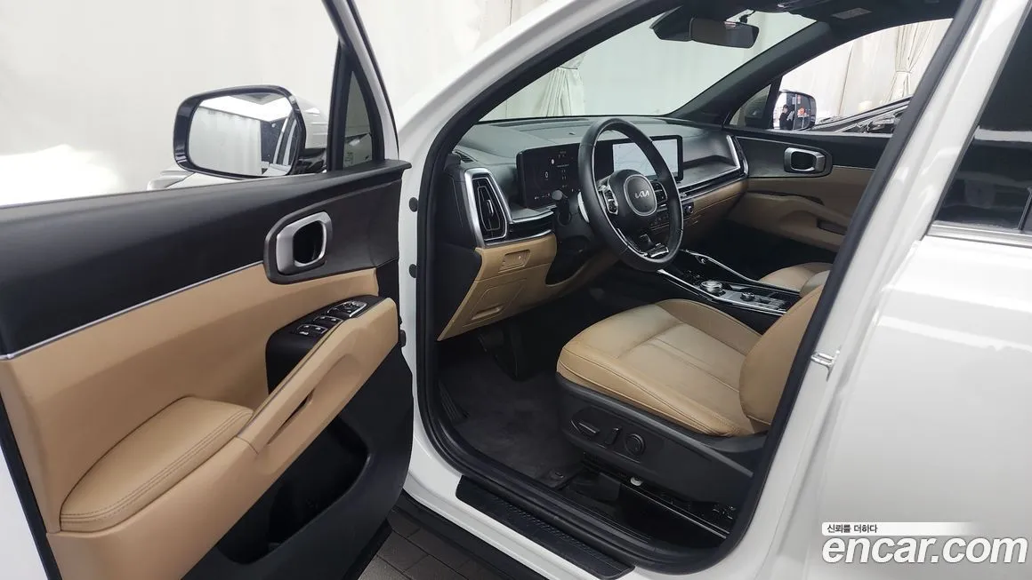 Kia Sorento — фото 10