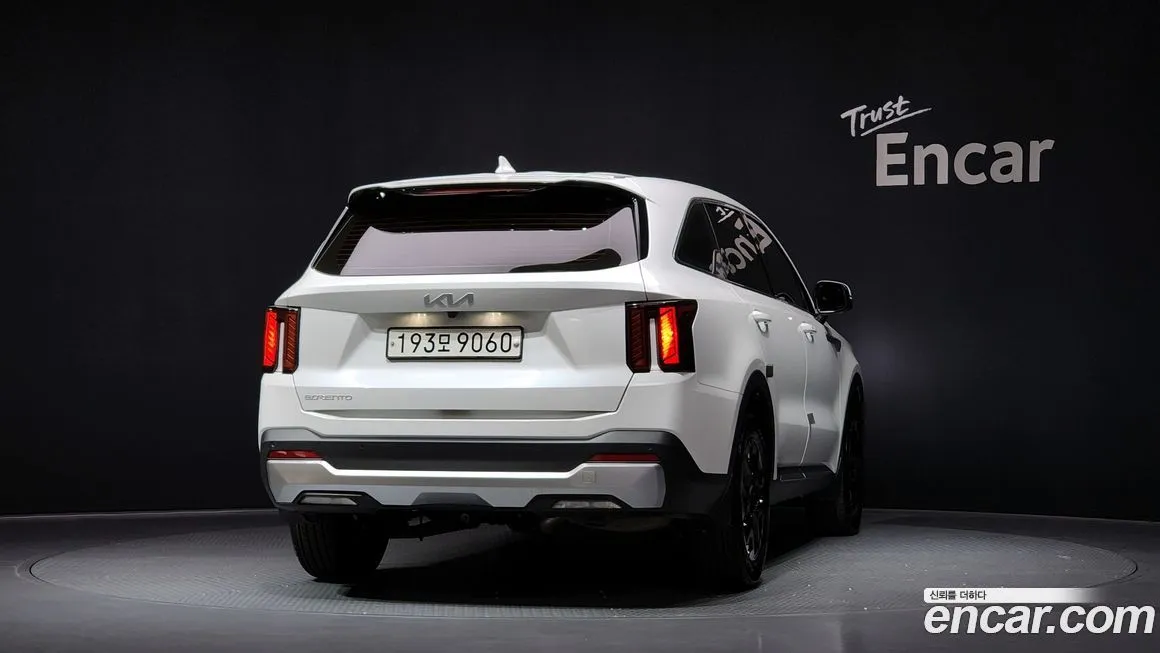 Kia Sorento — фото 4
