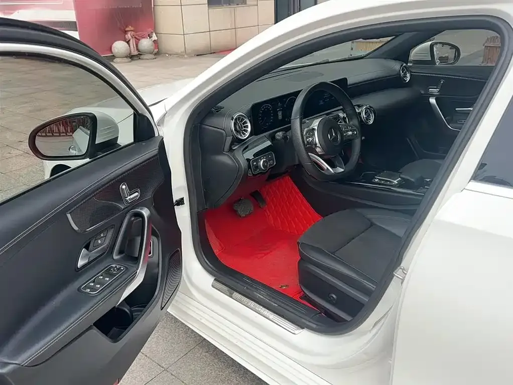 Mercedes-Benz A-Class 2021 из CN, фото 9