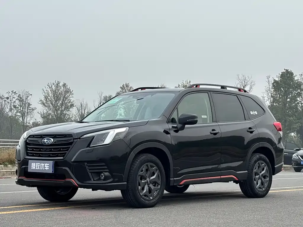 Subaru Forester 2023 из CN, фото 1