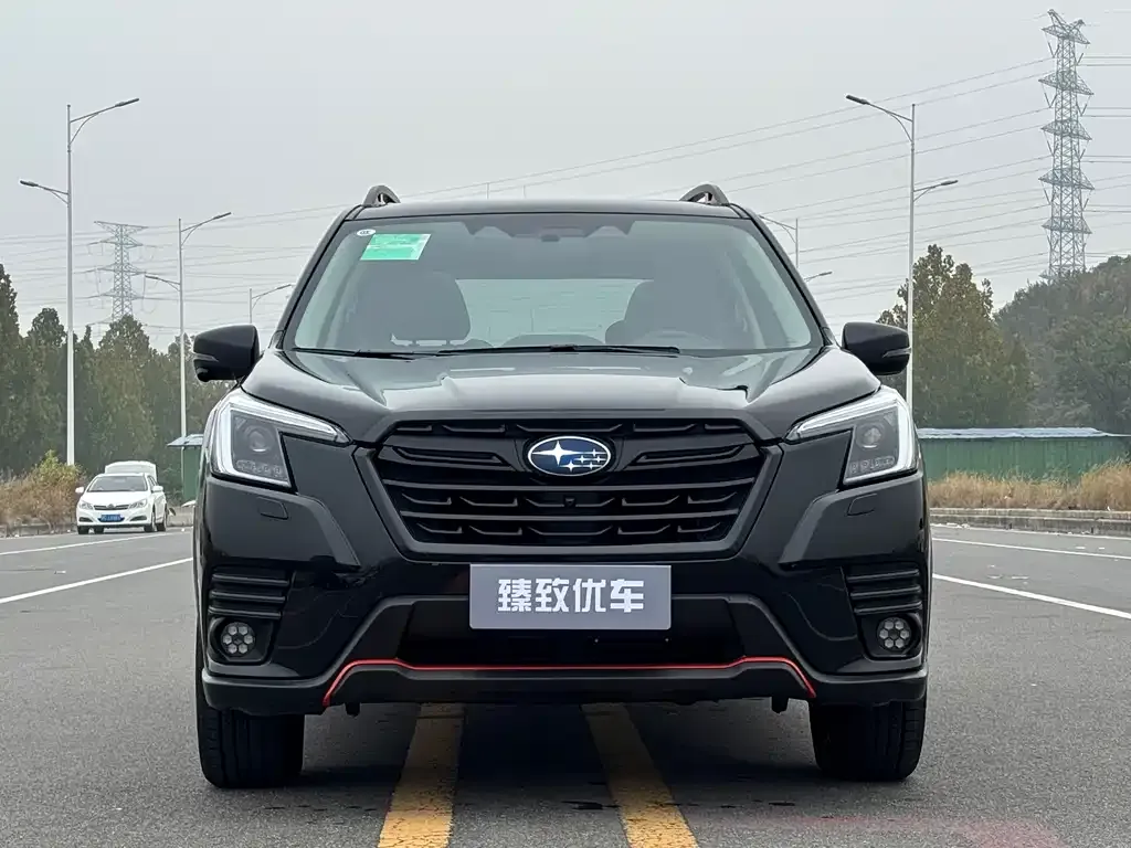 Subaru Forester 2023 из CN, фото 3