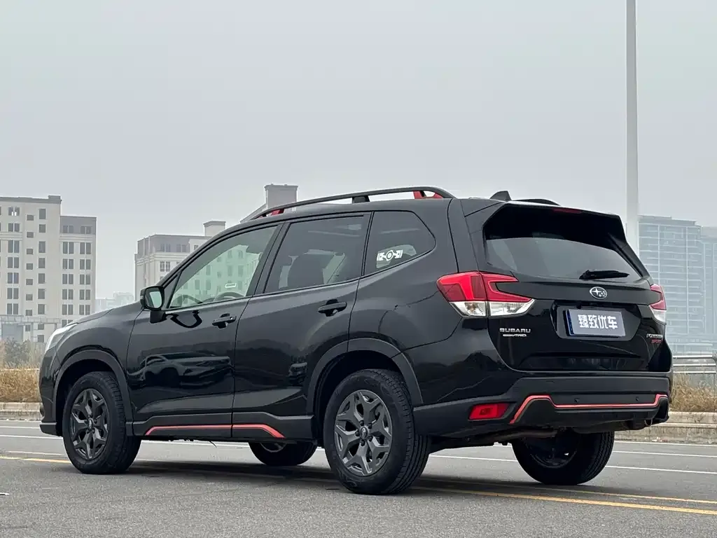 Subaru Forester 2023 из CN, фото 7