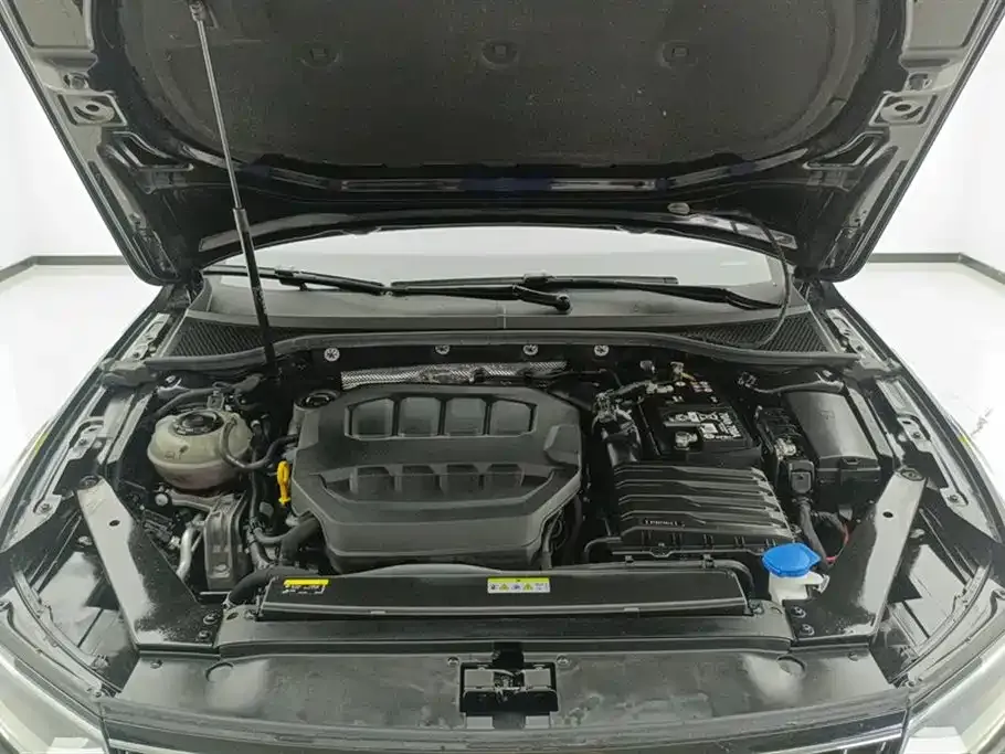 Volkswagen Magotan 2024 из CN, фото 10