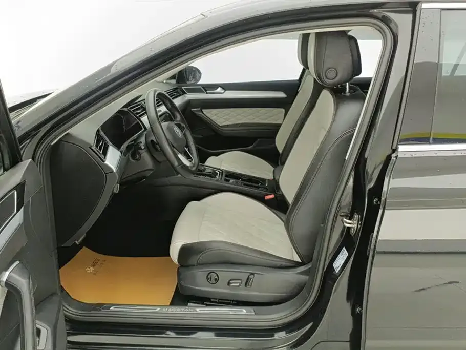 Volkswagen Magotan 2024 из CN, фото 9