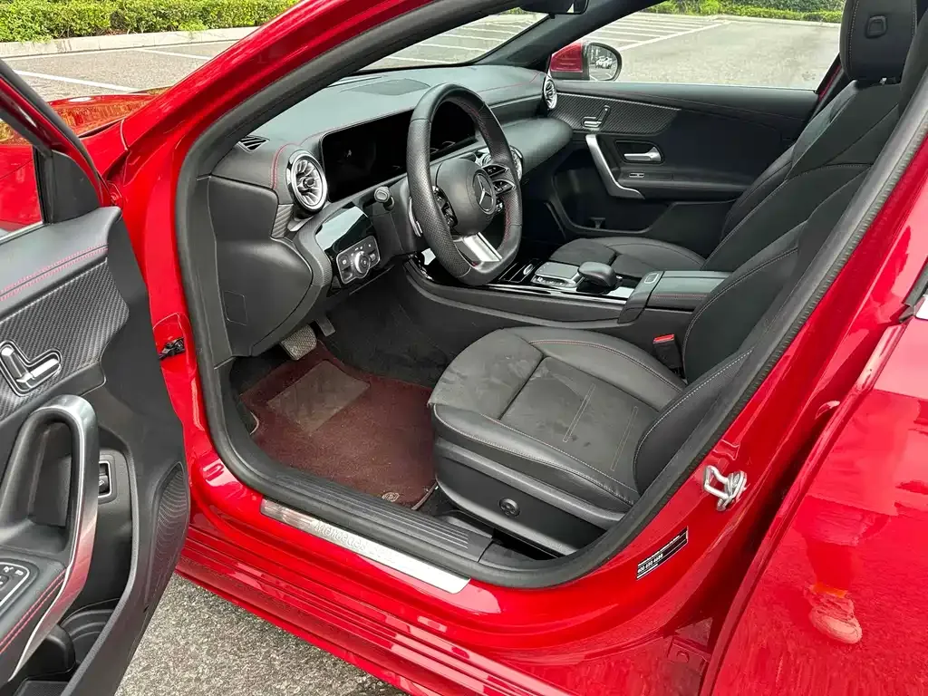 Mercedes-Benz A-Class 2023 из CN, фото 10