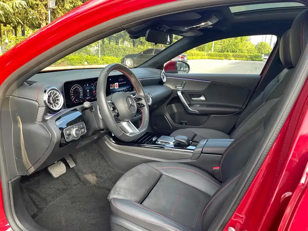 Mercedes-Benz A-Class 2023 из CN, фото 5