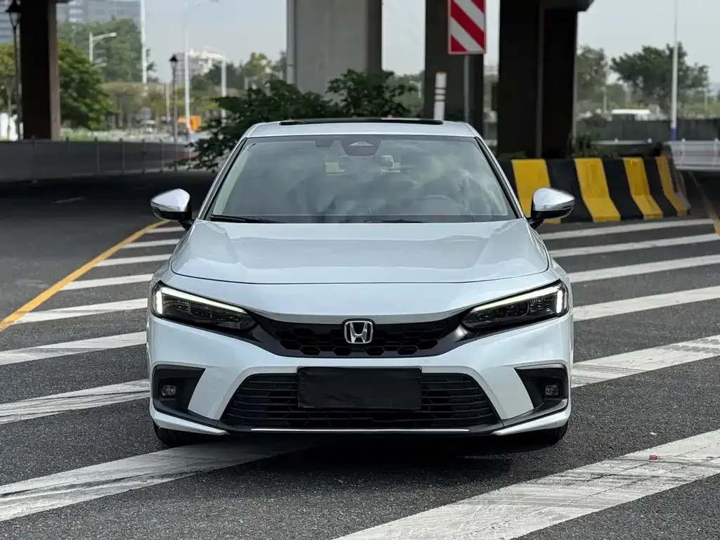 Honda Civic 2023 из CN, фото 2