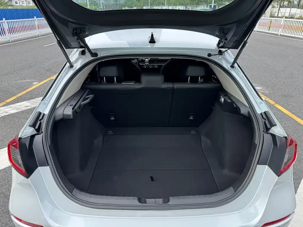 Honda Civic 2023 из CN, фото 7
