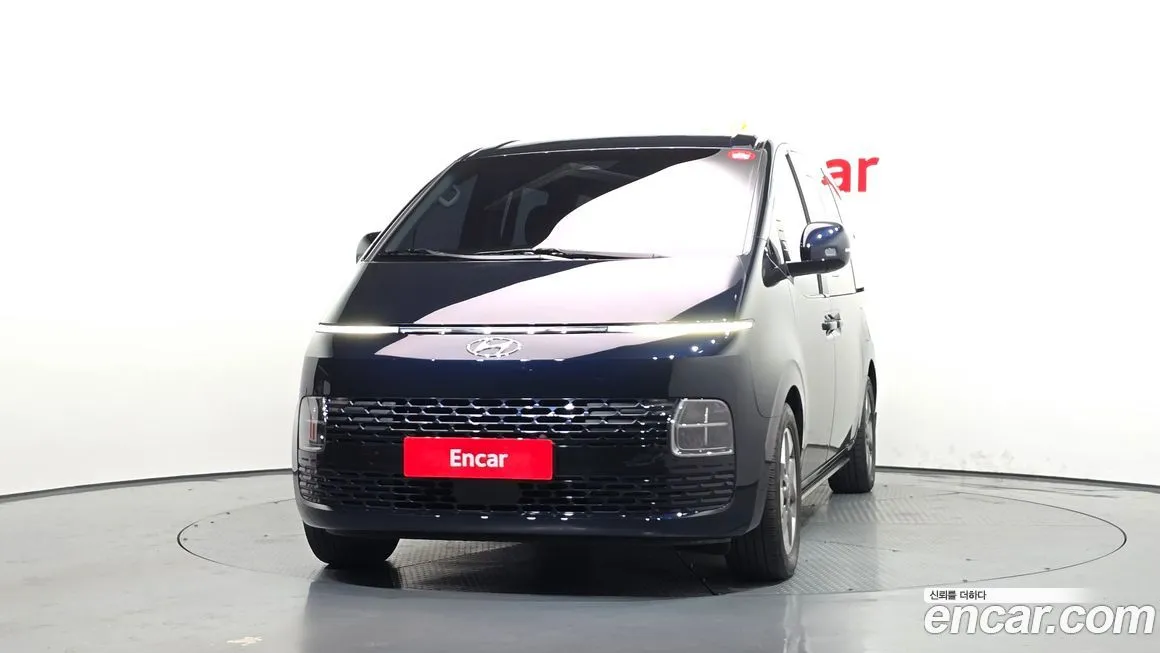 Hyundai Staria — фото 3