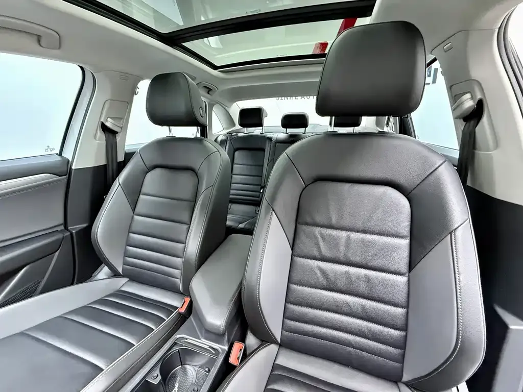 Volkswagen Sagitar 2022 из CN, фото 10