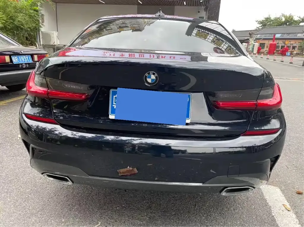 BMW 3 Series 2021 из CN, фото 10