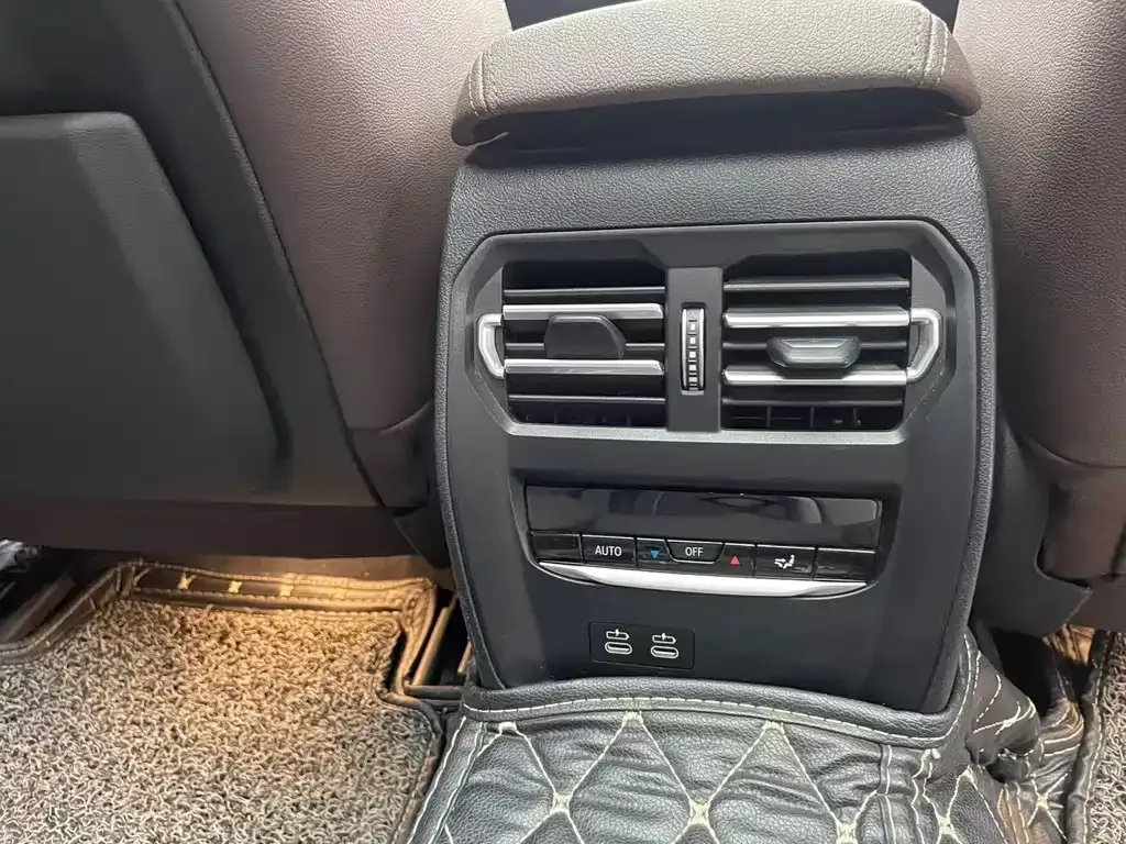 BMW 3 Series 2021 из CN, фото 6