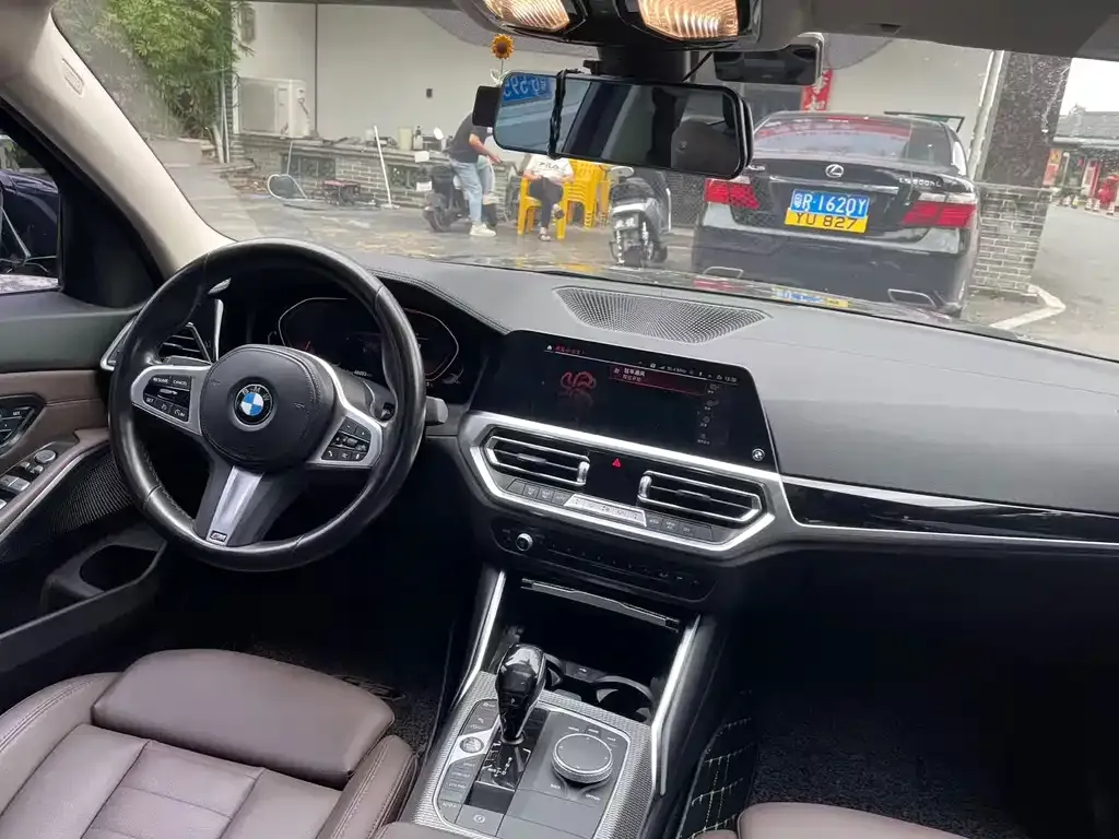 BMW 3 Series 2021 из CN, фото 7
