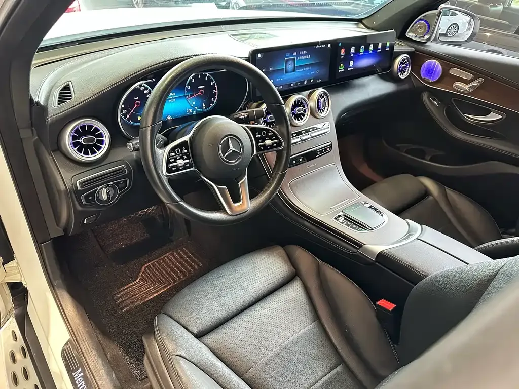 Mercedes-Benz GLC — фото 4