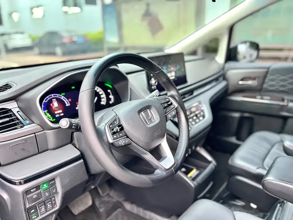 Honda Elysion 2023 из CN, фото 5