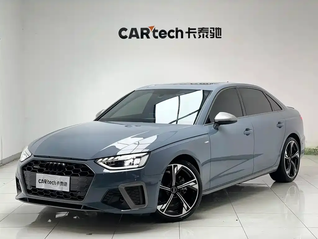 Audi A4L 2022 из CN, фото 1