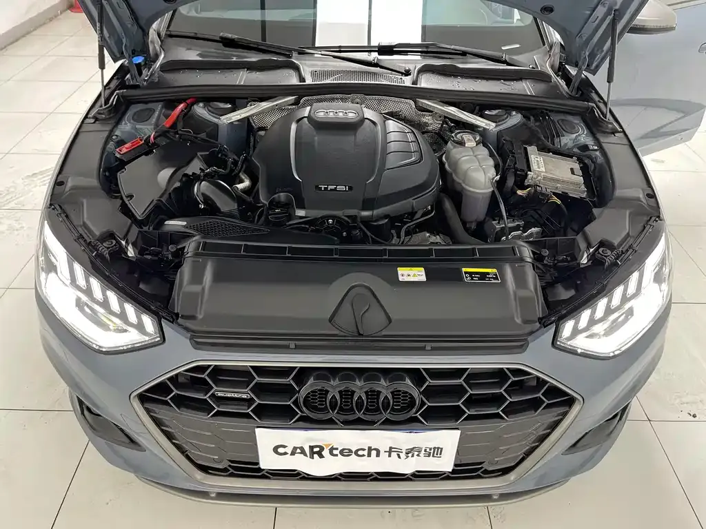 Audi A4L 2022 из CN, фото 6