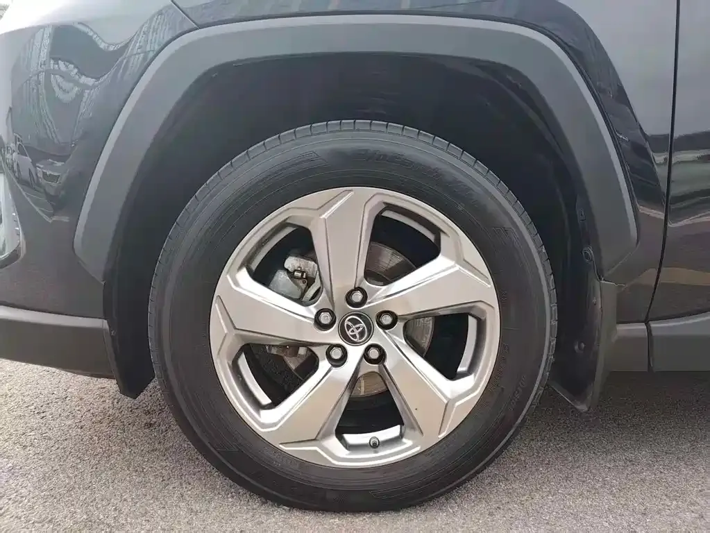 Toyota RAV4 2022 из CN, фото 5