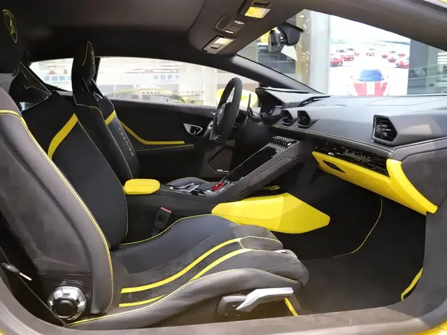 Lamborghini Huracan — фото 7