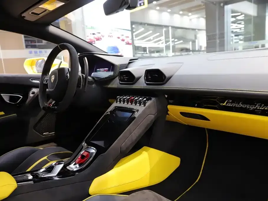 Lamborghini Huracan — фото 8