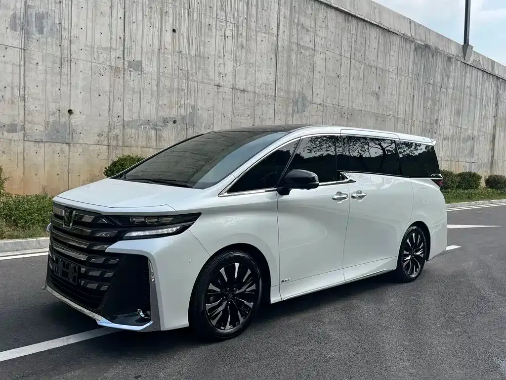 Toyota Vellfire 2024 из CN, фото 3