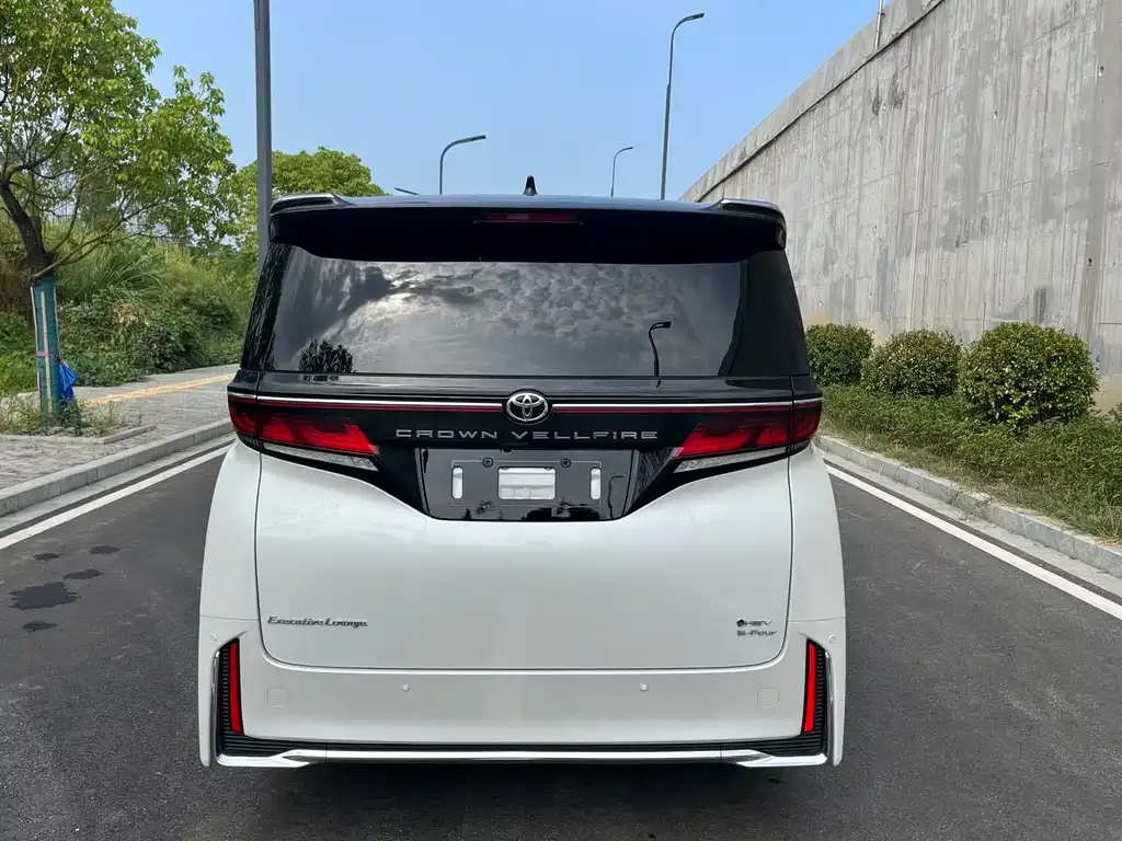Toyota Vellfire 2024 из CN, фото 7